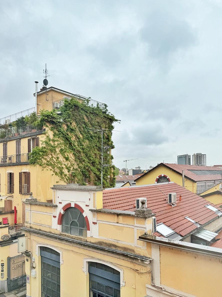 Flat In Milan - Navigli Apartment Bagian luar foto