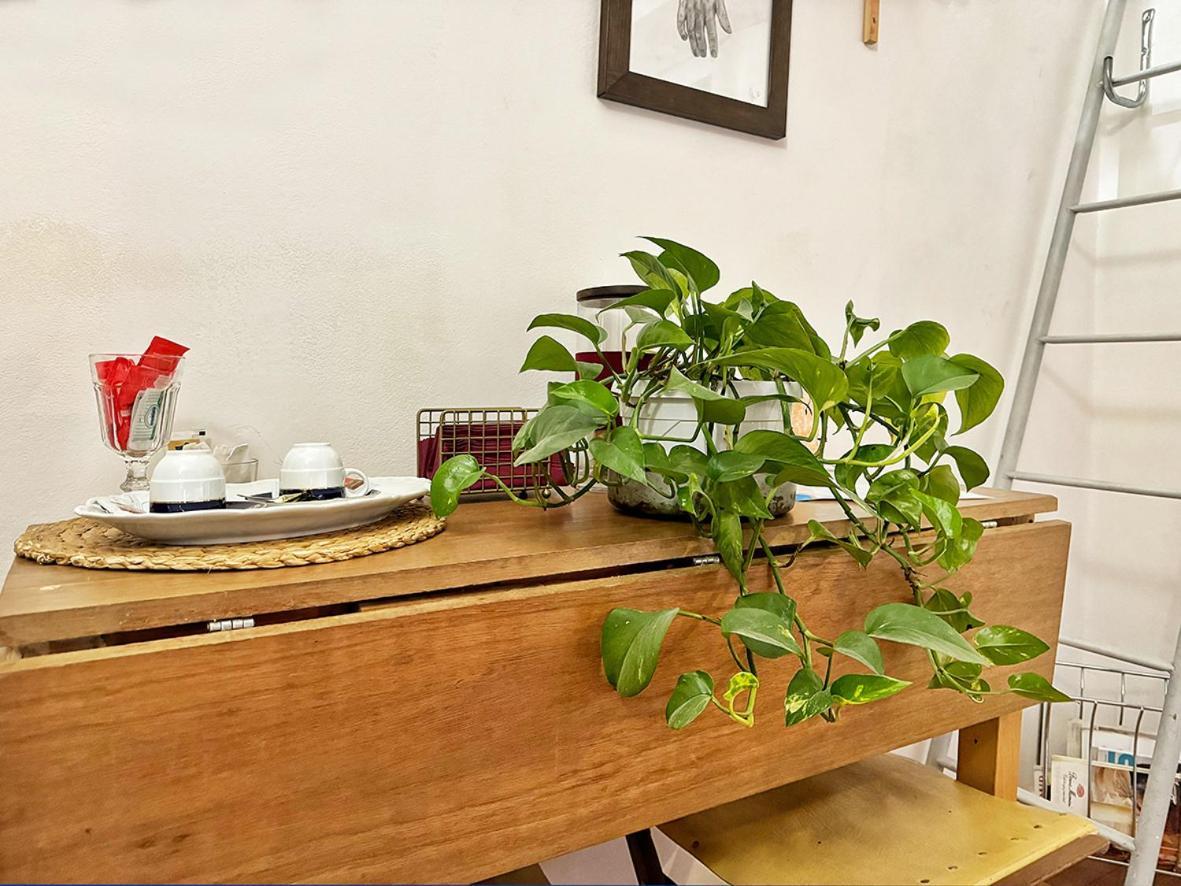Flat In Milan - Navigli Apartment Bagian luar foto